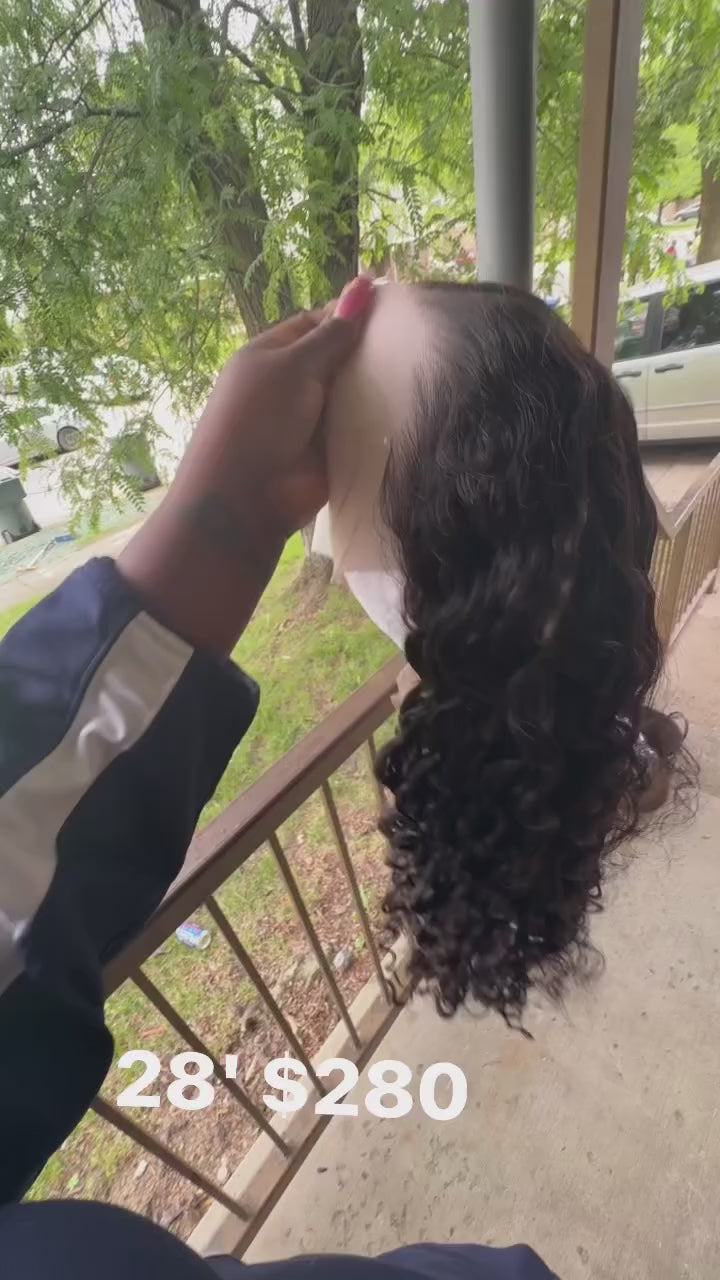 28' Burmese curl wig